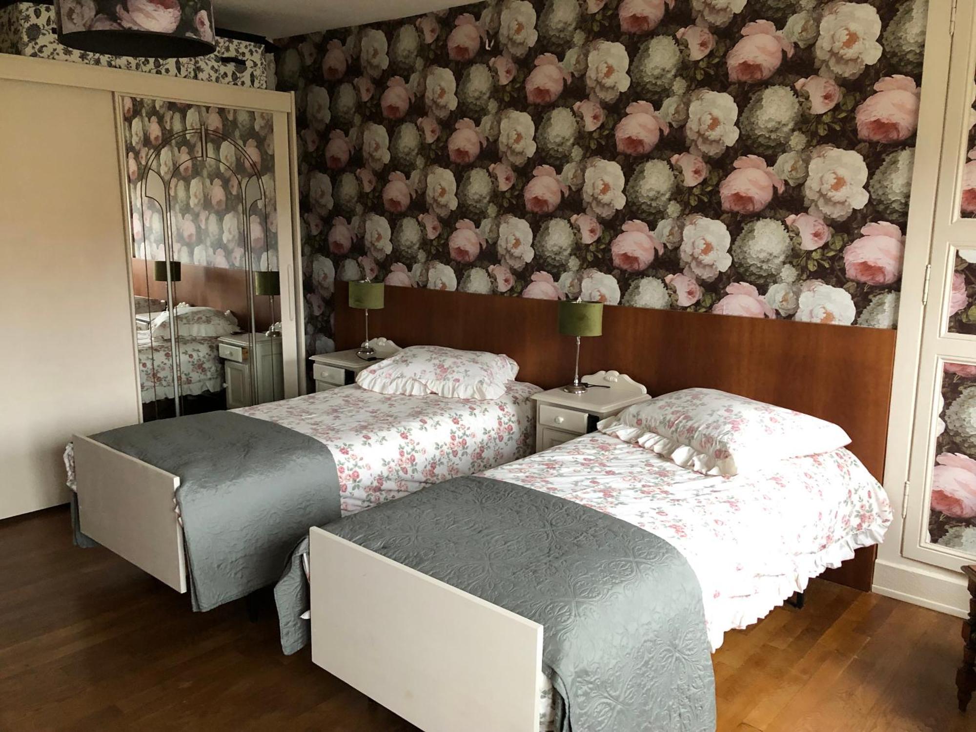 Saint-Bonnet-Tronçais Le Voyageur B&B 외부 사진
