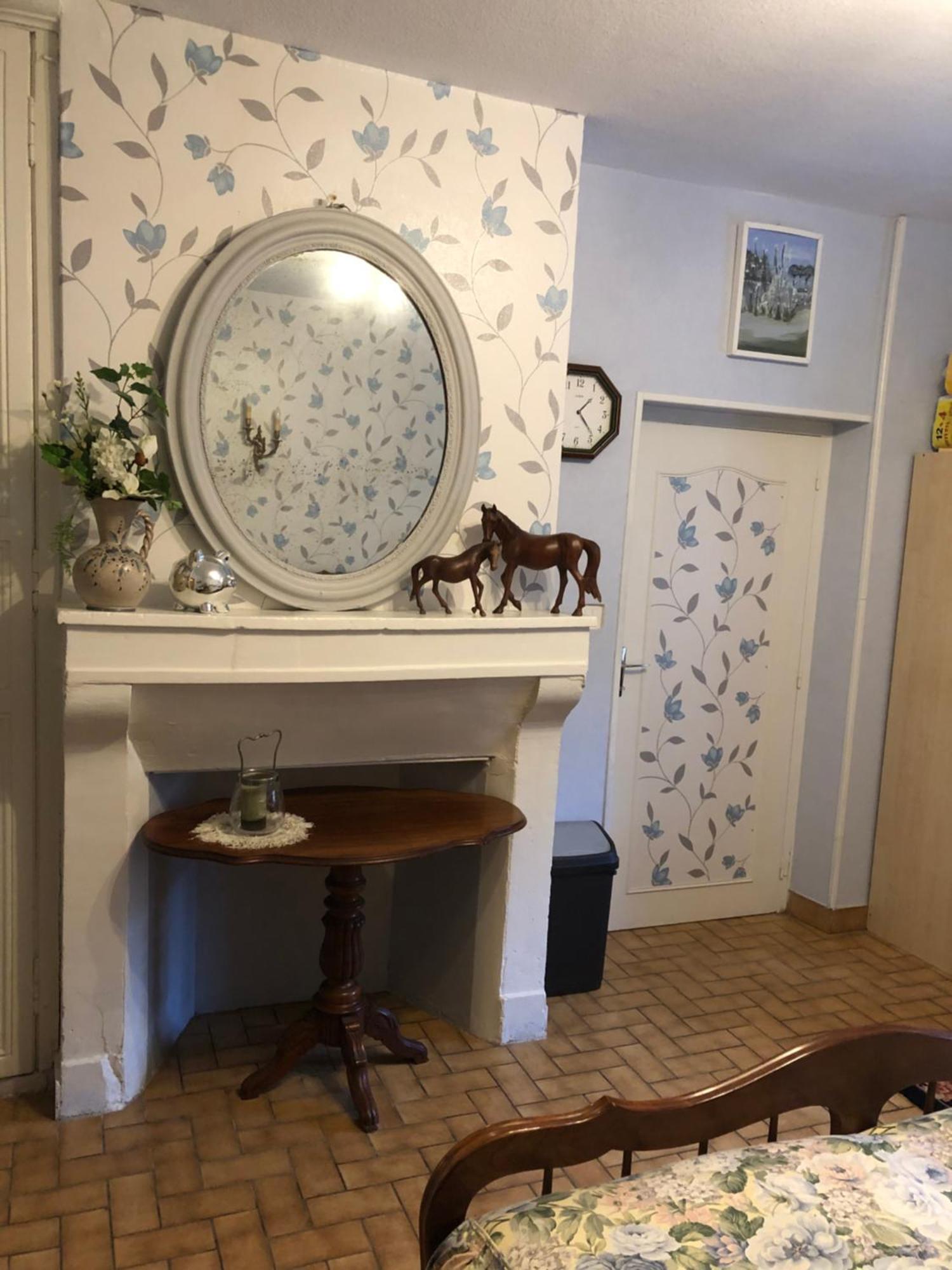 Saint-Bonnet-Tronçais Le Voyageur B&B 외부 사진